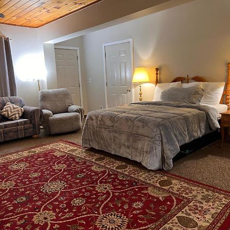 Oswego Inn Esterno foto