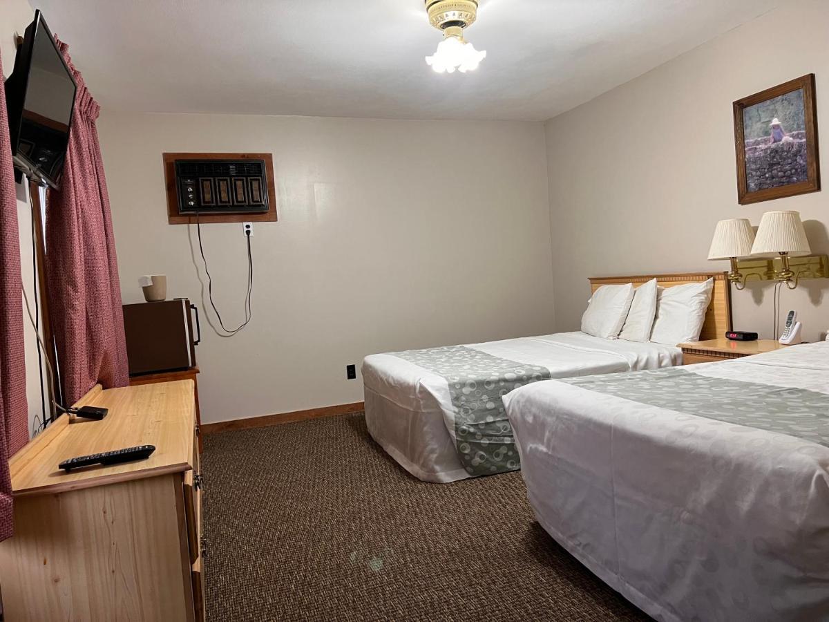 Oswego Inn Esterno foto