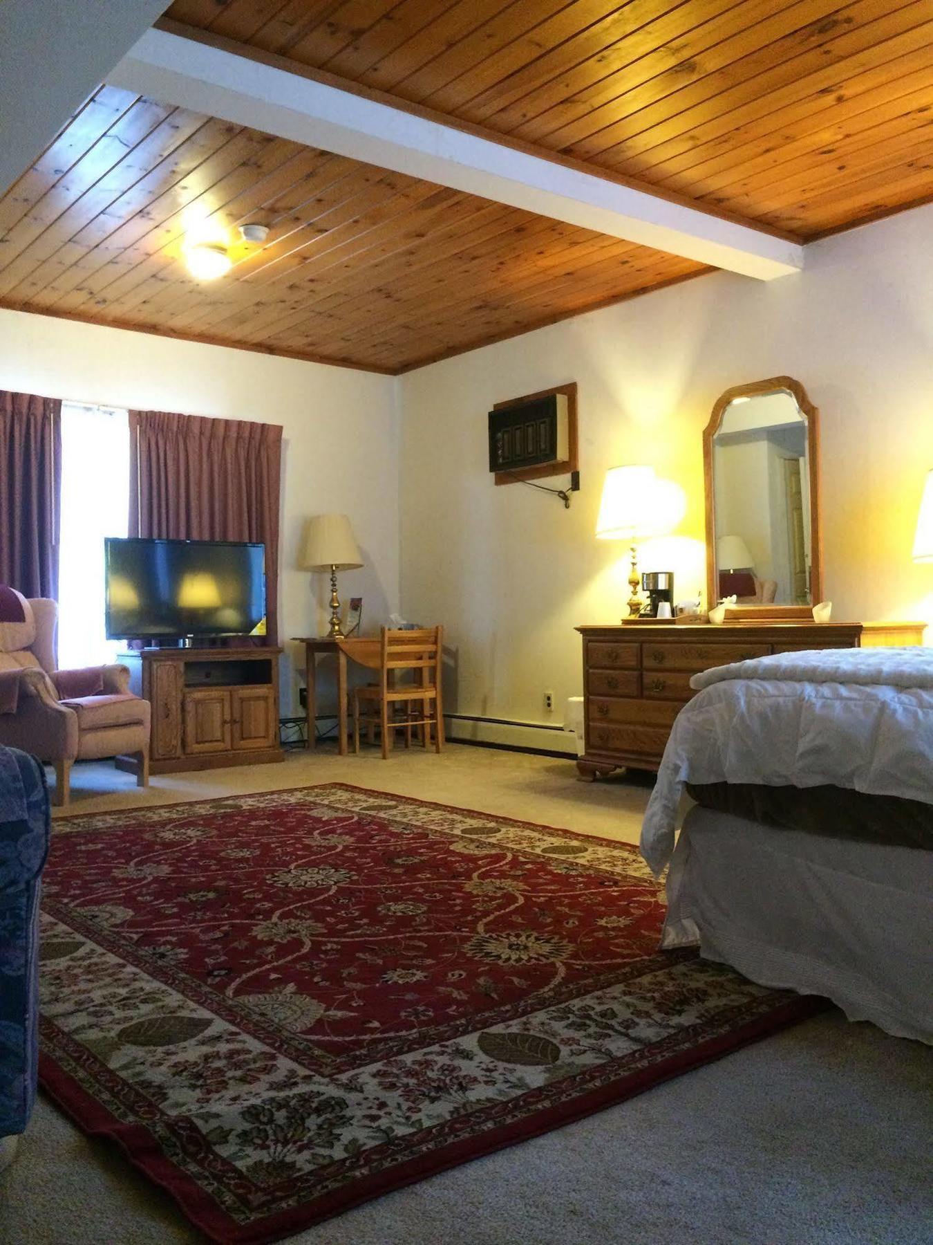 Oswego Inn Esterno foto